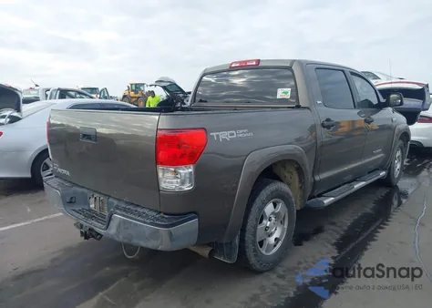 2010 Toyota Tundra Grade 5.7L V8 z USA, uszkodzony, nr VIN 5TFEY5F14AX087373